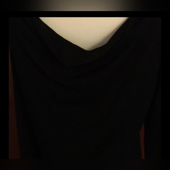 NWOT! MICHAEL KORS BLACK SPARKLE TOP WITH ACCESSORY - Picture 7 of 10